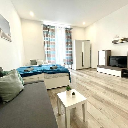 Relax Home With 2 Bedroom, 2 Bathroom For 6 People In The City Centre Free Coffee Будапеща Екстериор снимка