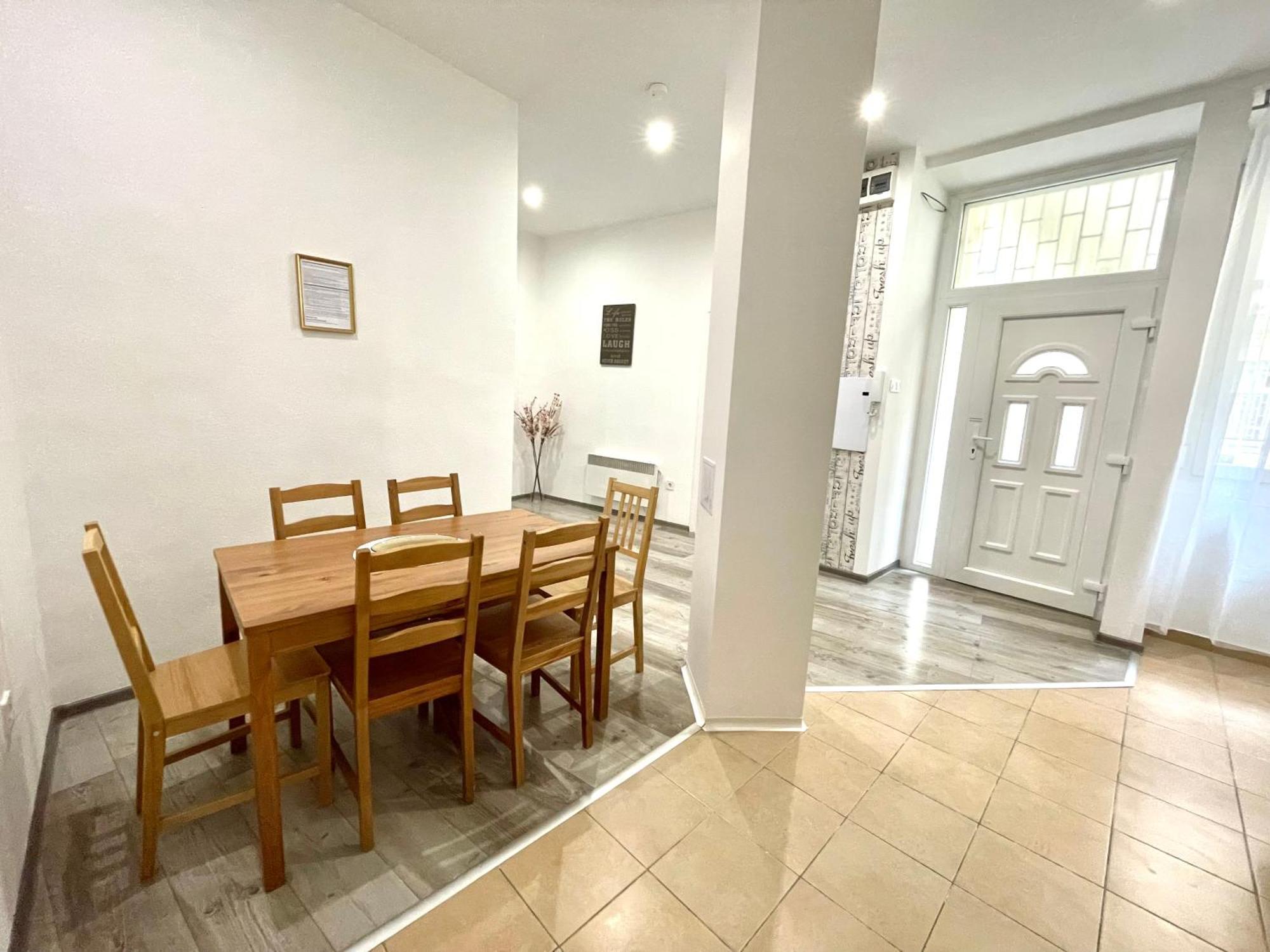 Relax Home With 2 Bedroom, 2 Bathroom For 6 People In The City Centre Free Coffee Будапеща Екстериор снимка