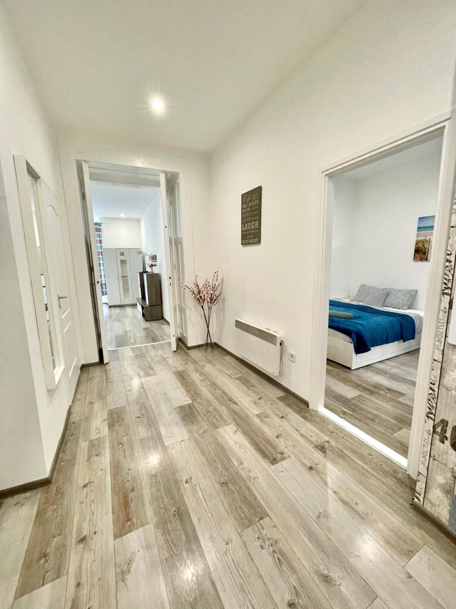 Relax Home With 2 Bedroom, 2 Bathroom For 6 People In The City Centre Free Coffee Будапеща Екстериор снимка